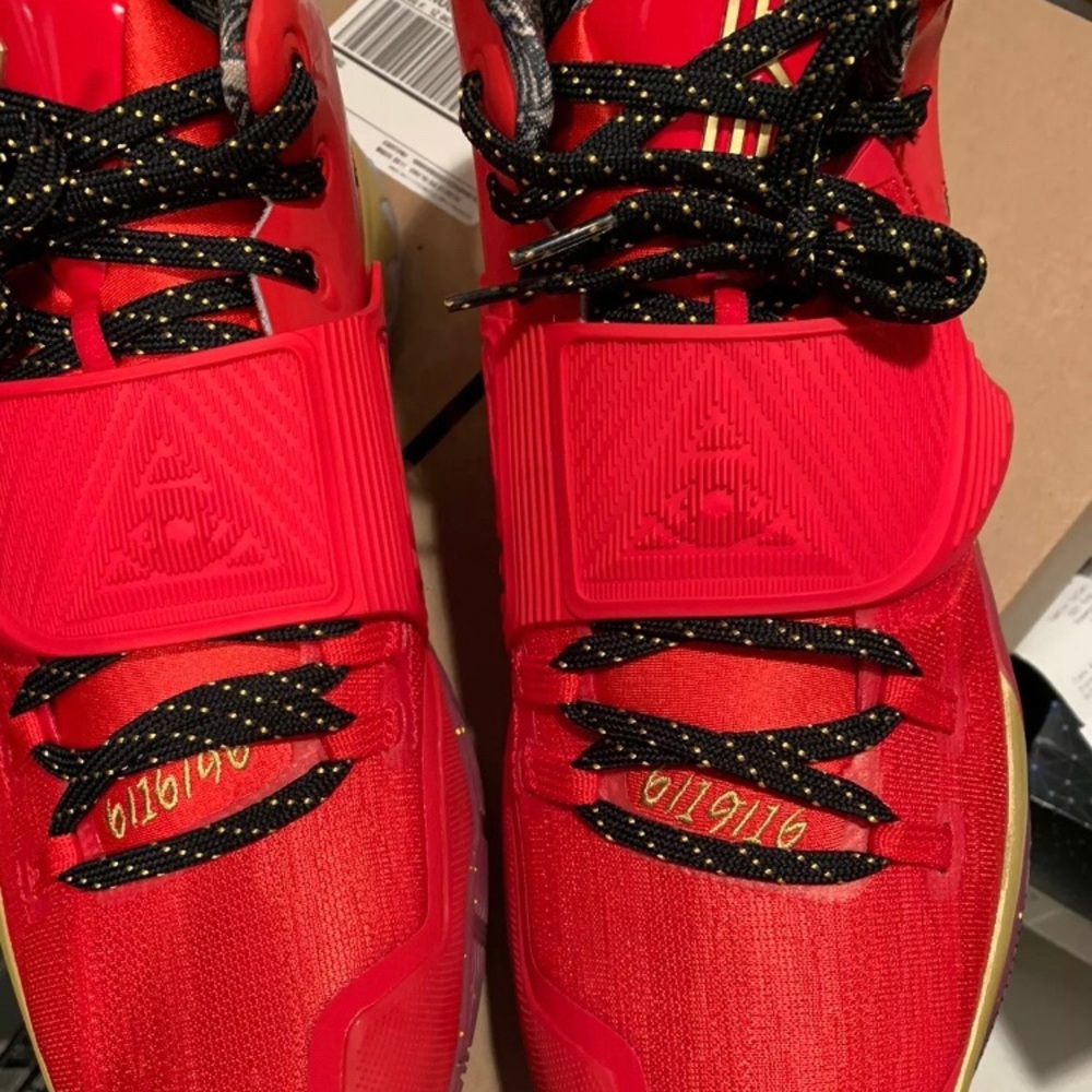 TrophiesXKyrie6